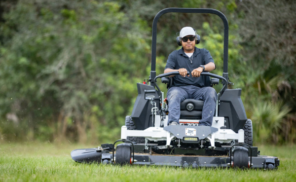 2026 Bobcat ZT7000 zero turn mower 1