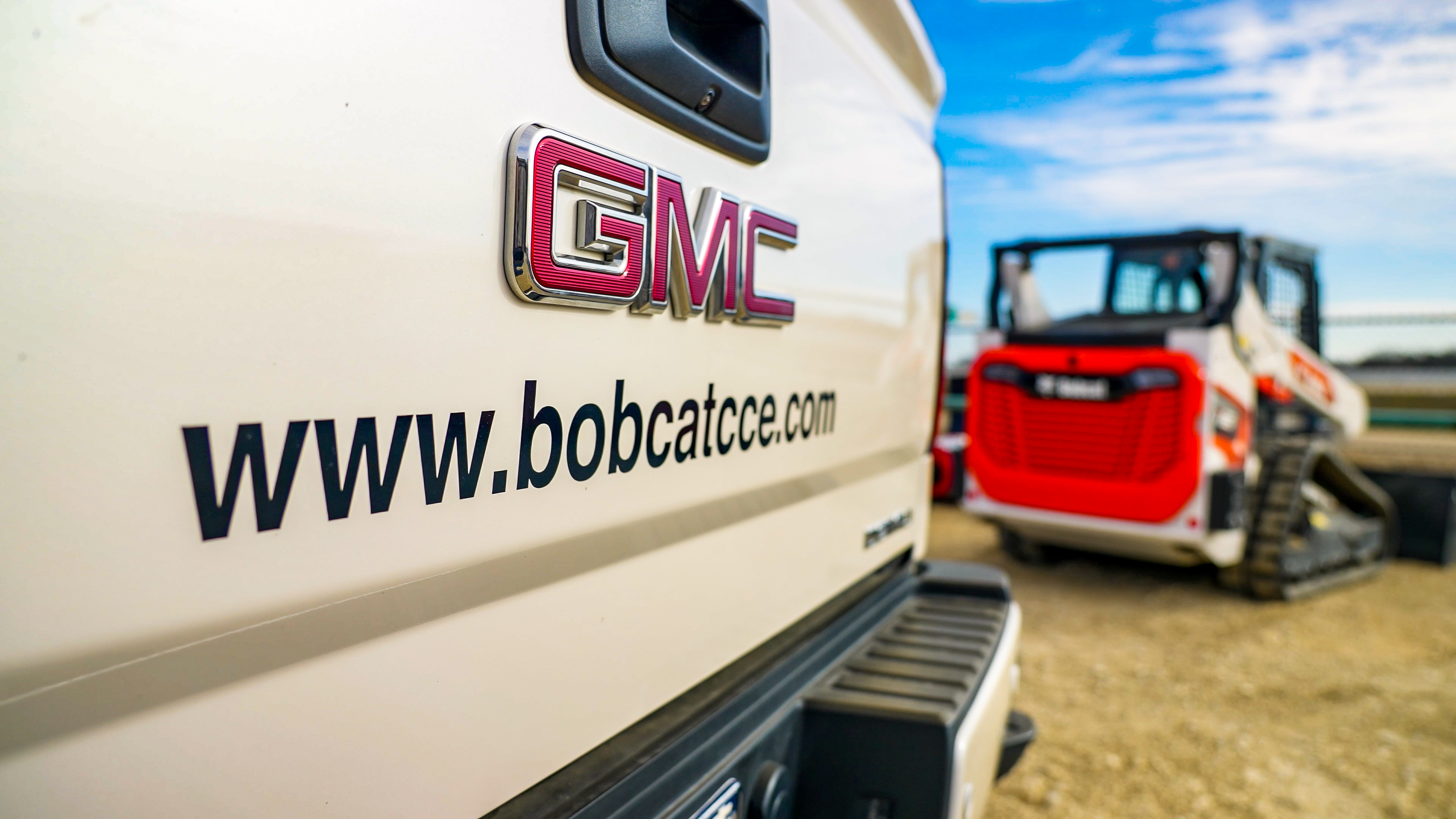 BOBCATCCE: YOUR PARTNER FOR RELIABLE COMPACT CONSTRUCTION EQUIPMENT IN TEXAS BOBCATCCE: YOUR PARTNER FOR RELIABLE COMPACT CONSTRUCTION EQUIPMENT IN TEXAS