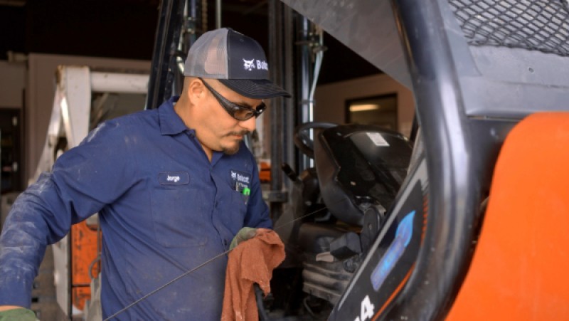 BobcatCCE Service and Maintenance